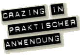 Sonst unerwünscht, aber geprägte Beschriftungs­bänder nutzen den Weißbruch gerne zur Kontrastbildung